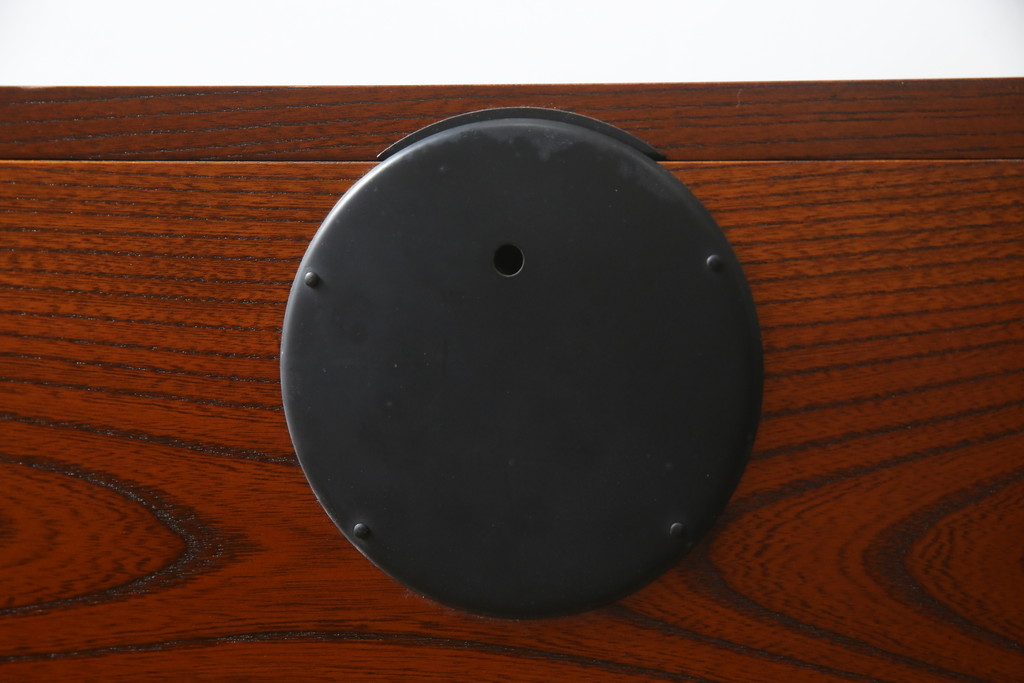 中古　美品　前面欅(ケヤキ)材　品のある佇まいが美しいローチェスト(ローボード、引き出し、衣装箪笥、和箪笥、整理タンス、収納たんす)(R-078783)