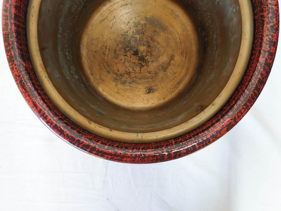 明治期　時代物　上手物　彫刻　鎌倉彫り　菊文　匠の技が光る彫刻が美しい火鉢(漆器、木製、丸火鉢、手あぶり)(R-078823)　