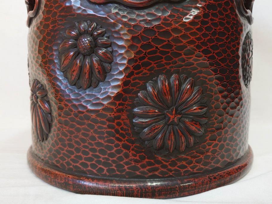 明治期　時代物　上手物　彫刻　鎌倉彫り　菊文　深みのある漆が上品な火鉢(漆器、木製、丸火鉢、手あぶり)(R-078824)　