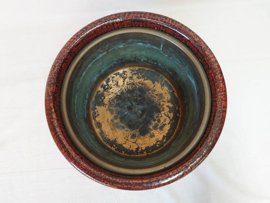 明治期　時代物　上手物　彫刻　鎌倉彫り　菊文　深みのある漆が上品な火鉢(漆器、木製、丸火鉢、手あぶり)(R-078824)　