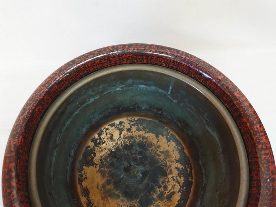明治期　時代物　上手物　彫刻　鎌倉彫り　菊文　深みのある漆が上品な火鉢(漆器、木製、丸火鉢、手あぶり)(R-078824)　
