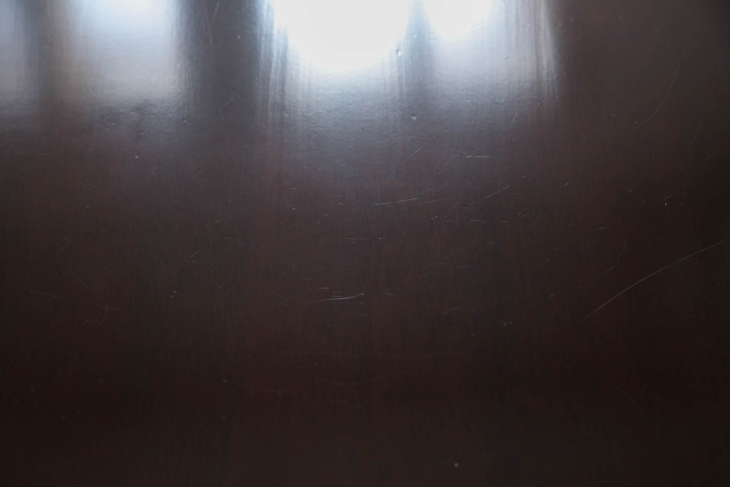 中古　美品　maruni(マルニ木工)　ベルサイユシリーズ　重厚感ある佇まいが魅力的なダイニングテーブル(4人掛け、四人掛け)(R-055332)