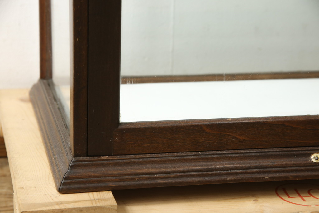 アンティーク家具　マホガニー材　シンプルな中にも品の良さが感じられるガラスケース(ショーケース、飾り棚、収納棚)(R-059614)