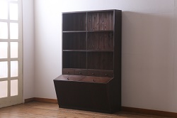 中古　民芸家具　李朝デザイン　アジアンな雰囲気作りに活躍する収納棚(定価約14万円)(書棚、サイドボード、キャビネット)(R-051372)
