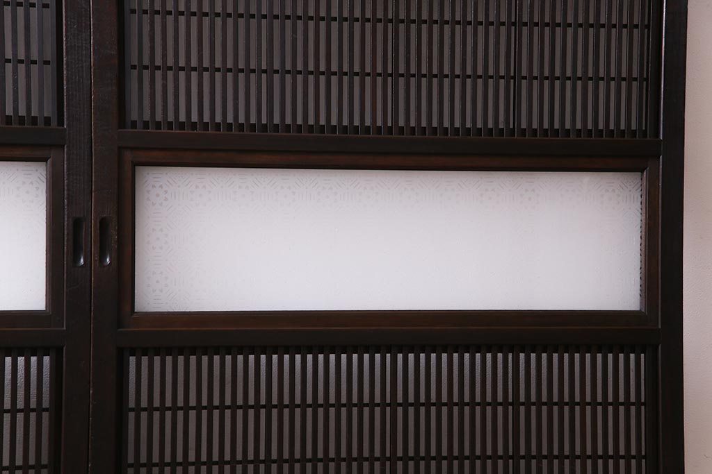 昭和初期　裏障子枠付き　腰板ケヤキ　モダンなデザインガラス入りの格子戸2枚セット(ガラス帯戸、障子戸、引戸)