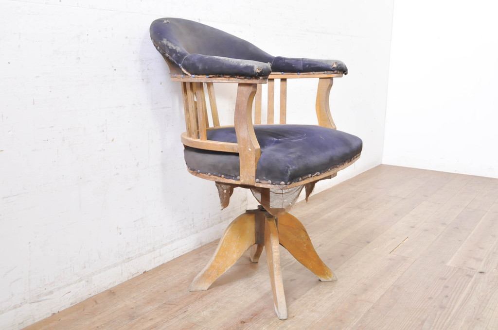 和製アンティーク　ナラ材　木の温もり感じるおしゃれなデザインのドクターチェア(回転椅子、イス、アームチェア、オフィスチェア、デスクチェア)(R-071460)