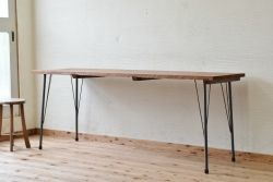 アンティーク家具　☆天板一枚板!鉄脚の大振りなテーブル(作業台、机)1
