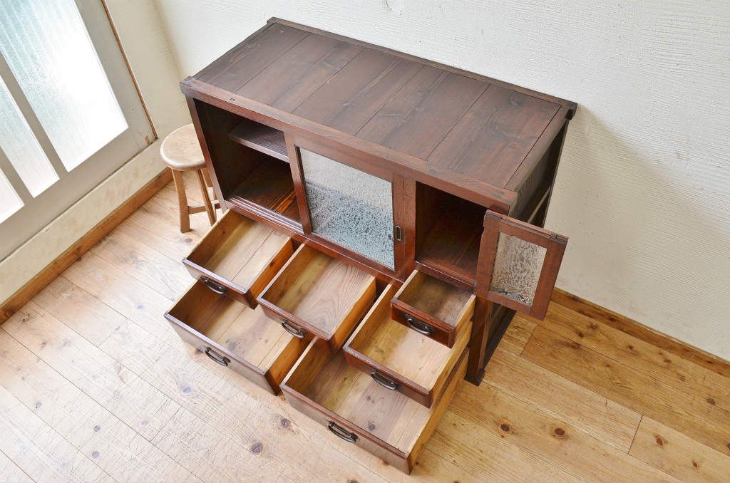 極上美品!古い欅材の結霜ガラス収納棚(食器棚)