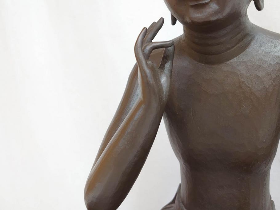 仏師　彫刻家　松久宗琳　弥勒菩薩半跏思惟像　高さ約60.5cm　重量約15.66kg　細部まで丁寧につくり込まれた重厚感のあるブロンズ像(仏像、置物、オブジェ)(R-073031)