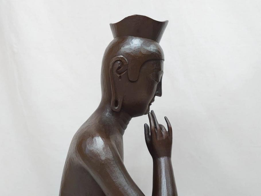 仏師　彫刻家　松久宗琳　弥勒菩薩半跏思惟像　高さ約60.5cm　重量約15.66kg　細部まで丁寧につくり込まれた重厚感のあるブロンズ像(仏像、置物、オブジェ)(R-073031)