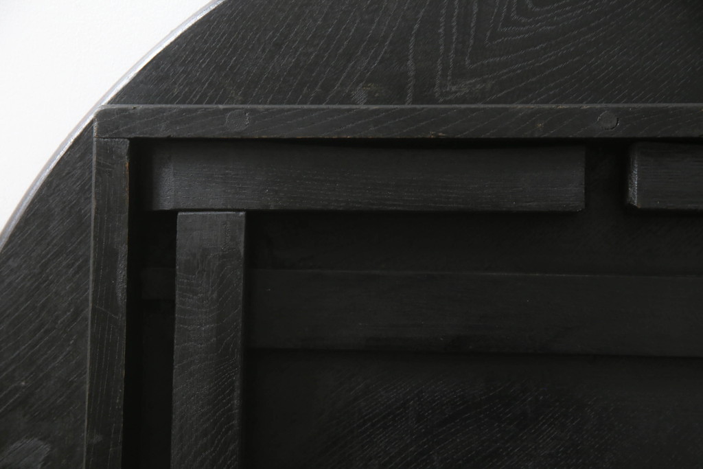 和製アンティーク　栓材　赤みがかった濃淡の木目が魅力の丸ちゃぶ台(折りたたみテーブル、座卓、ローテーブル)(R-070527)