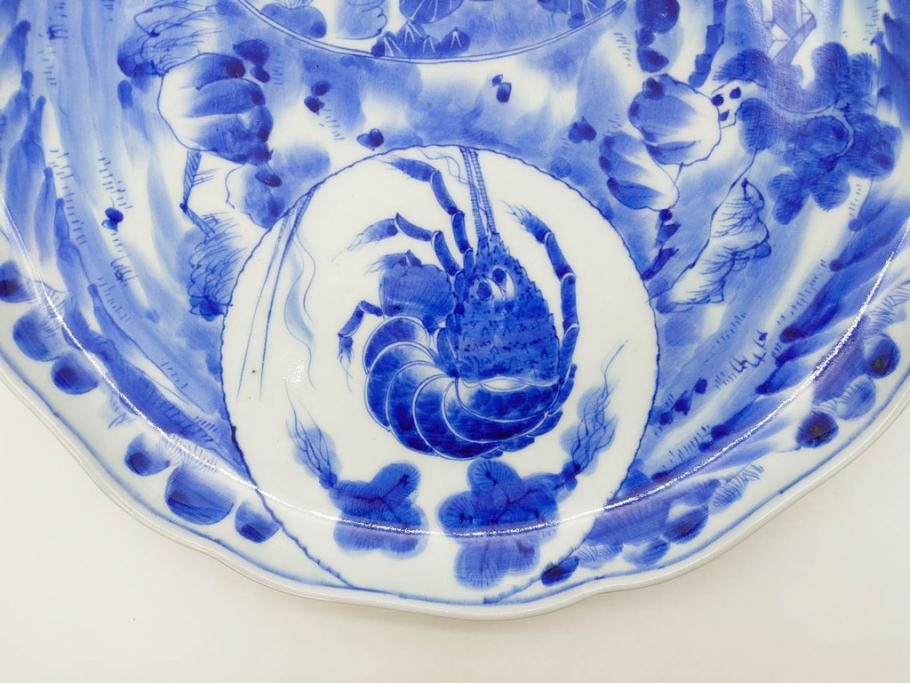 明治期　伊万里　染付　輪花型　約38cm　1尺2寸　丹念に絵付けされた花鳥や海老の図が見事な大皿(尺皿、陶器、エビ、海老、えび、風景、花鳥図、山水図、和食器、和皿、一尺二寸)(R-078890)