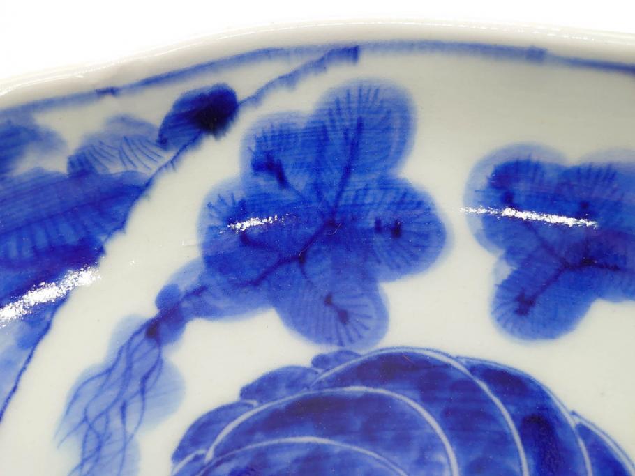 明治期　伊万里　染付　輪花型　約38cm　1尺2寸　丹念に絵付けされた花鳥や海老の図が見事な大皿(尺皿、陶器、エビ、海老、えび、風景、花鳥図、山水図、和食器、和皿、一尺二寸)(R-078890)