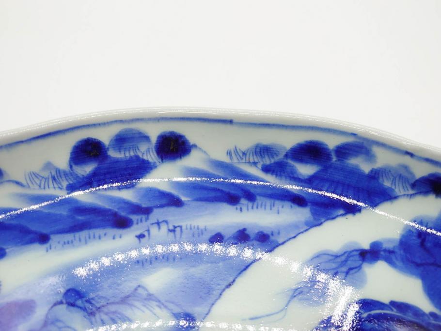 明治期　伊万里　染付　輪花型　約38cm　1尺2寸　丹念に絵付けされた花鳥や海老の図が見事な大皿(尺皿、陶器、エビ、海老、えび、風景、花鳥図、山水図、和食器、和皿、一尺二寸)(R-078890)