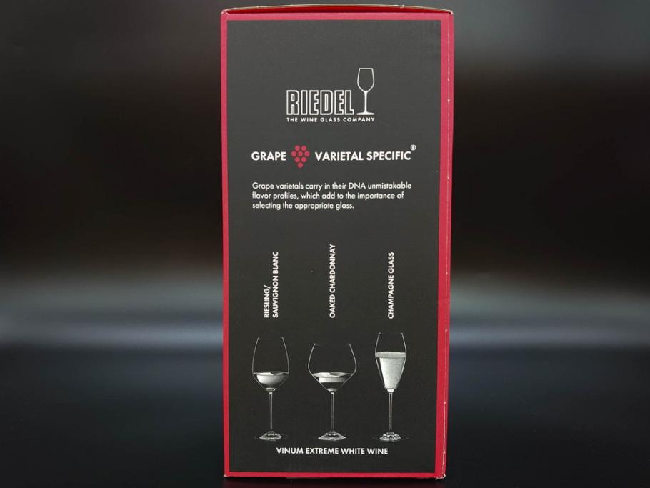 未使用品　オーストリア　RIEDEL(リーデル)　ヴィノム　エクストリーム　美しいフォルムが気品漂うグラス4客セット(シャンパーニュ、箱付き)(R-073038)
