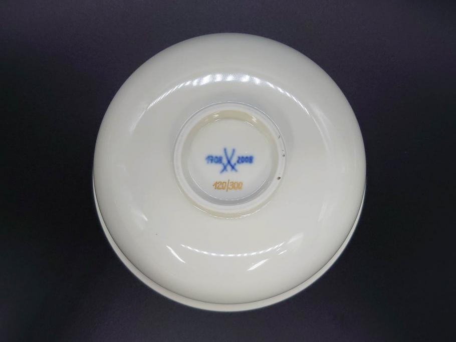 超稀少　ドイツ　マイセン　Meissen　金彩ゴールド×ホワイト　ボウル&磁器メダルセット(300Jahre europaisches porzellan、パゴダ?、人物、箱付き)(R-071812)