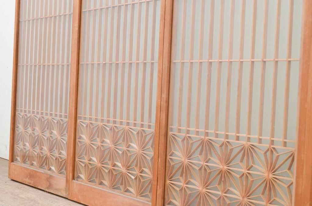 アンティーク建具　両面ガラス　和モダンな雰囲気づくりにおすすめの組子入り書院戸4枚セット(窓、引き戸、ガラス戸)(R-071586)