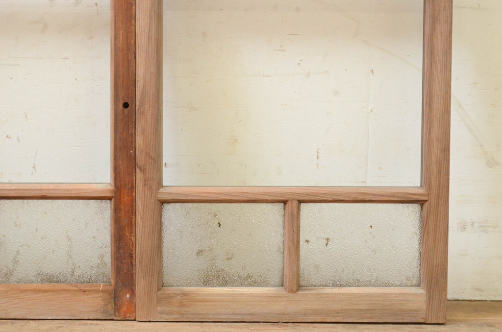 アンティーク建具　レトロな空間作りにおすすめなガラス窓2枚セット(引き戸、ガラス戸)(R-071605)