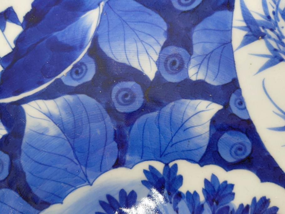 明治期　伊万里　染付　窓絵　約40cm　1尺3寸　草花文が美しい大皿(菊?、陶器、尺皿、風景、和食器、和皿、一尺三寸)(R-078891)　