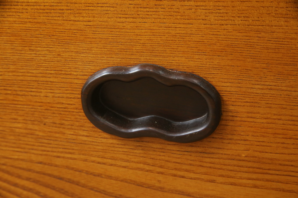 中古　美品　ニレ材　温かみのある木の色味と木目が美しい長火鉢(囲炉裏、木製火鉢)(R-074641)
