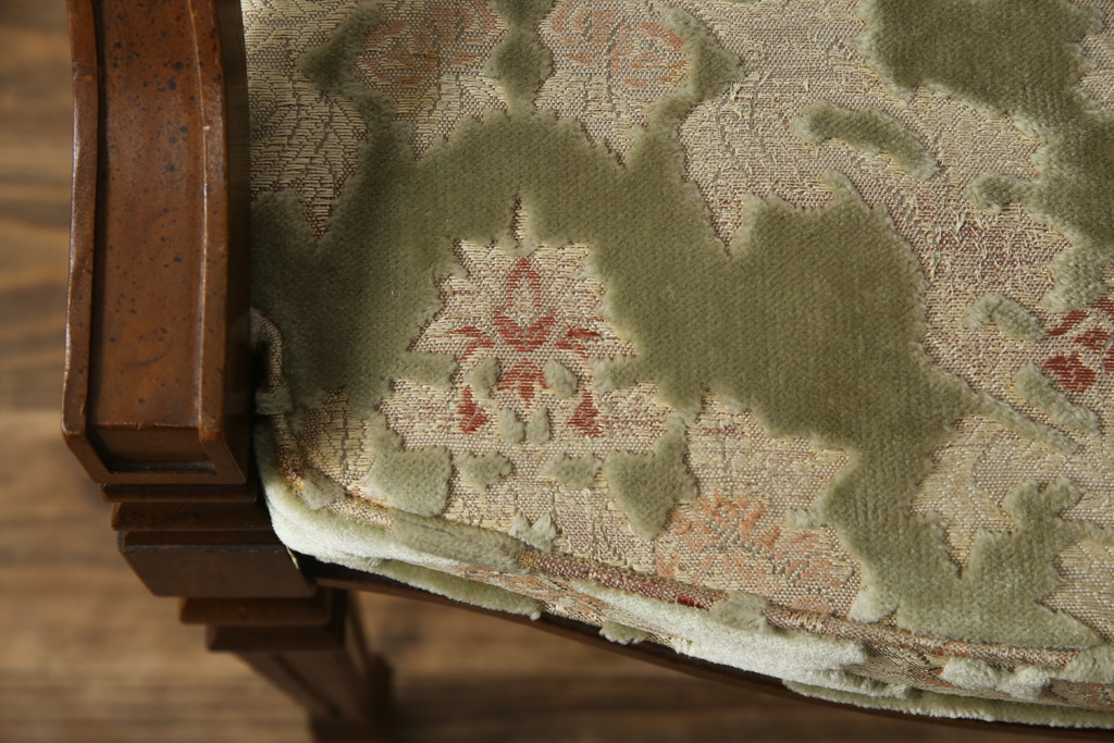 中古　DREXEL HERITAGE(ドレクセルヘリテイジ)　Cameo Classics(キャメオクラシックス)　格調高い雰囲気が魅力のマホガニー製アームチェア(イス、椅子、ダイニングチェア)(定価約35万円)(R-060871)