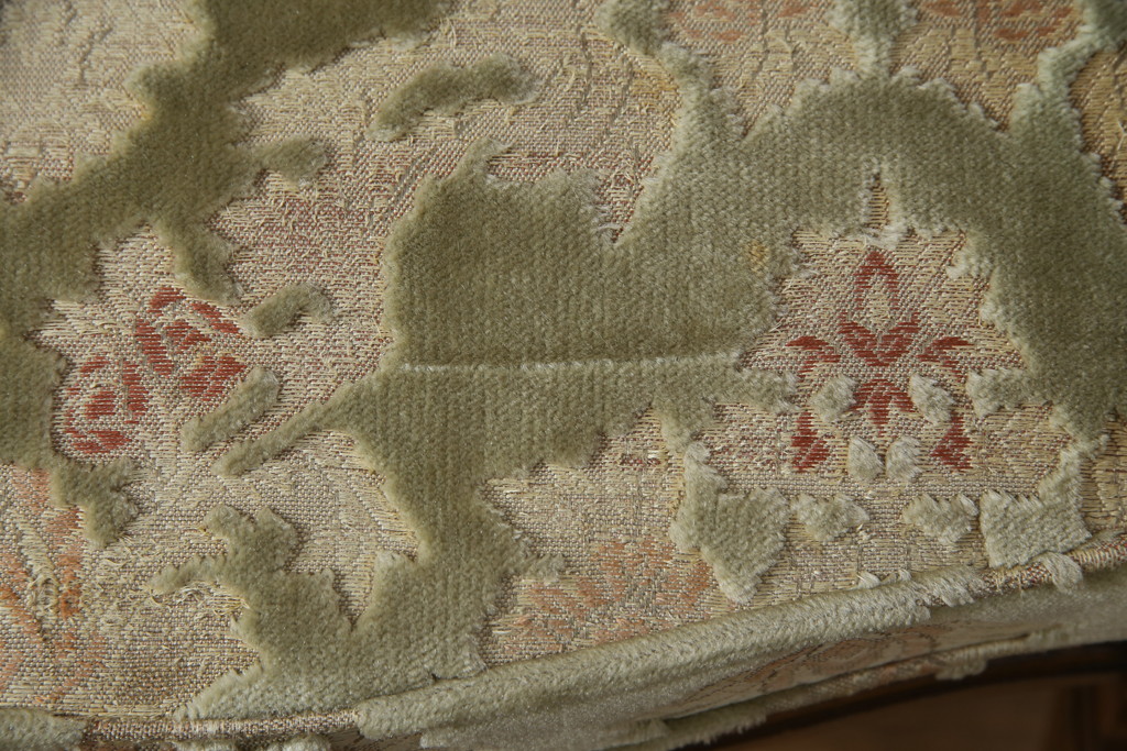 中古　DREXEL HERITAGE(ドレクセルヘリテイジ)　Cameo Classics(キャメオクラシックス)　格調高い雰囲気が魅力のマホガニー製アームチェア(イス、椅子、ダイニングチェア)(定価約35万円)(R-060871)