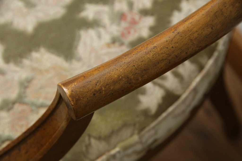 中古　DREXEL HERITAGE(ドレクセルヘリテイジ)　Cameo Classics(キャメオクラシックス)　格調高い雰囲気が魅力のマホガニー製アームチェア(イス、椅子、ダイニングチェア)(定価約35万円)(R-060877)