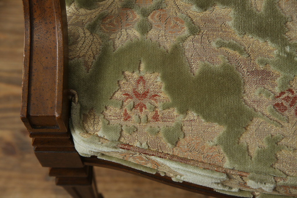 中古　DREXEL HERITAGE(ドレクセルヘリテイジ)　Cameo Classics(キャメオクラシックス)　格調高い雰囲気が魅力のマホガニー製アームチェア(イス、椅子、ダイニングチェア)(定価約35万円)(R-060877)