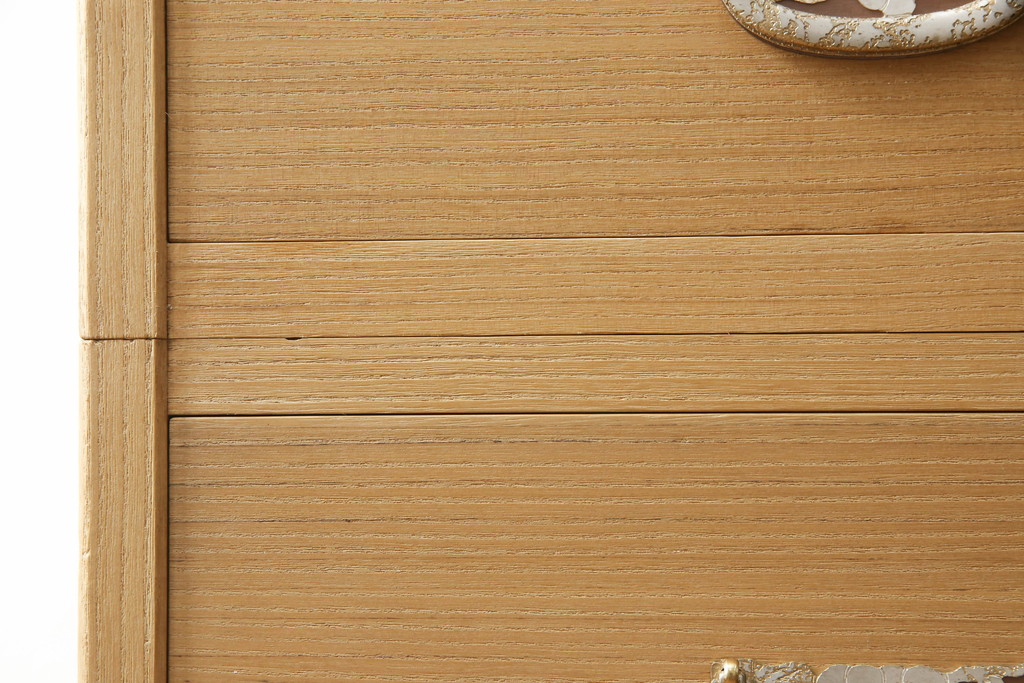 中古　国産　優しい木の色合いが味わい深い総桐箪笥(衣装箪笥、整理タンス、引き出し、桐たんす、胴厚、四方丸、かくし付き)(R-064734)