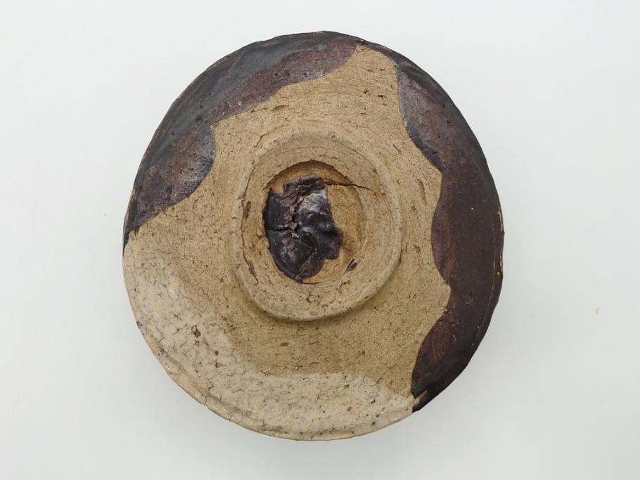 時代物 4.6寸皿 約14cm シックで落ち着いた色味の瀬戸黒茶碗(共