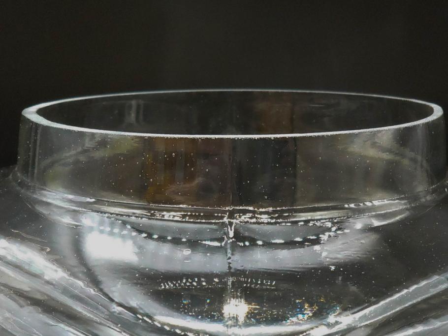 アンティーク雑貨　当時物　デッドストック　アルミ蓋　シンプルで使い勝手の良いガラス瓶(角型、角瓶、キャニスター、ガラスビン、菓子瓶、硝子、フタ付き、小物入れ、ディスプレイ雑貨、古道具、店舗什器)(R-078936)