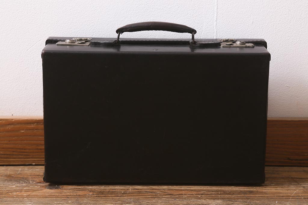 ヴィンテージ雑貨　本革　黒いレザーが格好いいトランク(鞄、カバン、収納、ディスプレイ、ビンテージ)(R-040919)