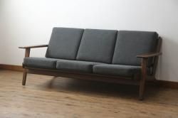 中古　Cassina(カッシーナ)　MARALUNGA(マラルンガ)　本革　3人掛けソファ(定価約200〜243万円)(R-041047)