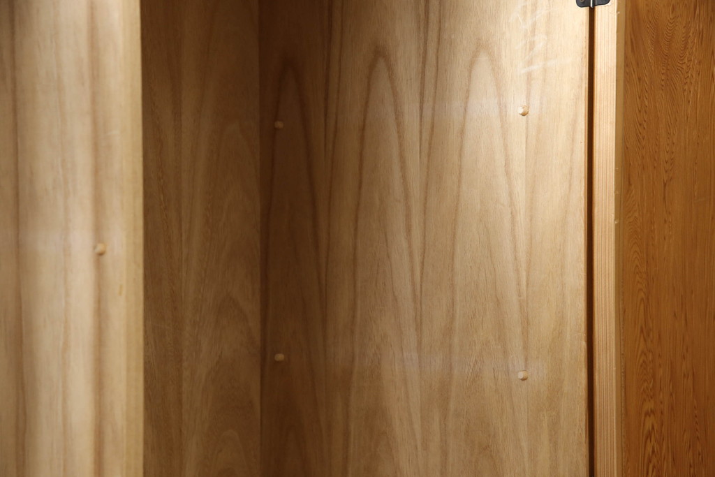 中古　美品　屋久杉　品のある佇まいが上質な和の空間にピッタリな衣装箪笥(和たんす、洋服タンス、引き出し)(R-054641)