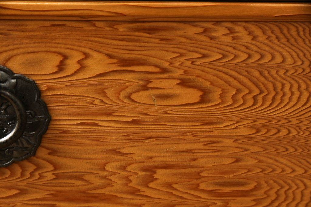 中古　美品　屋久杉　品のある佇まいが上質な和の空間にピッタリな衣装箪笥(和たんす、洋服タンス、引き出し)(R-054641)