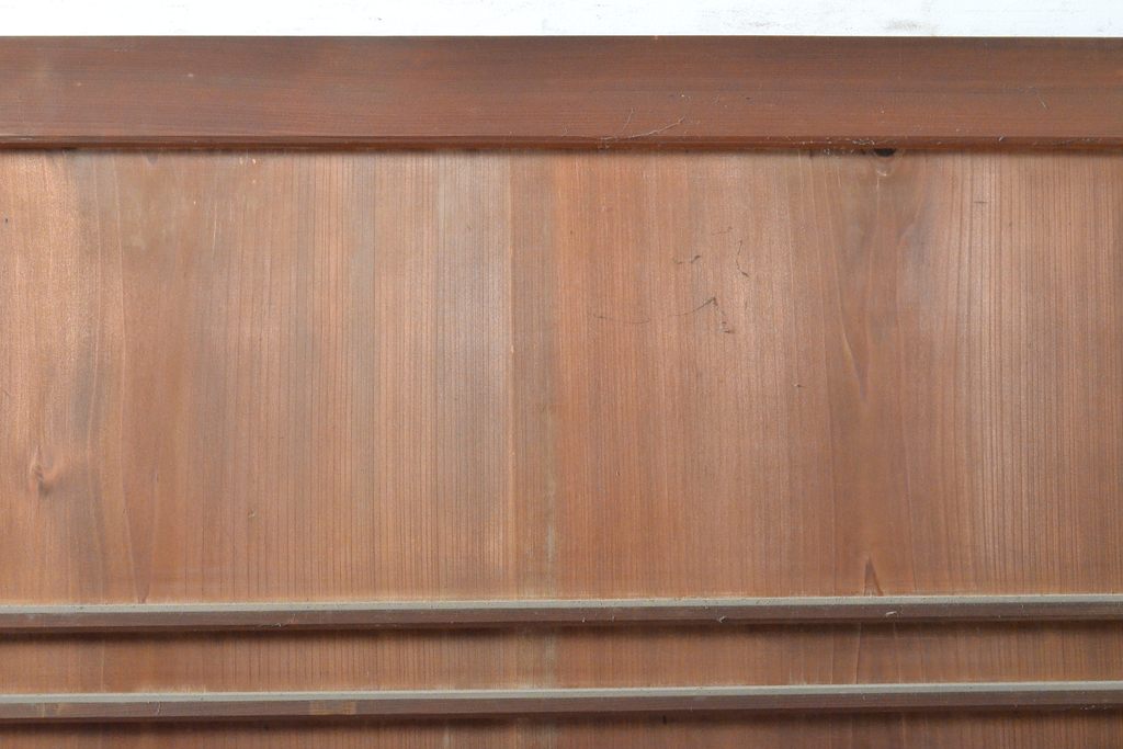 アンティーク建具　横桟付き　温かみを感じる杉材製扉(ドア、板戸、建具)(R-059230)