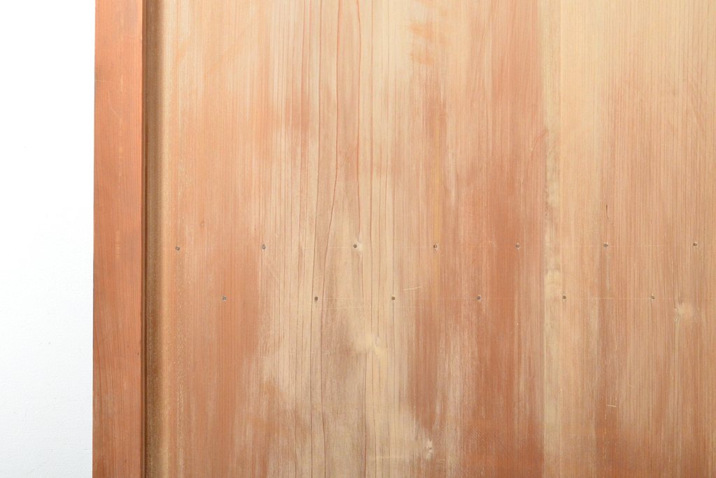 アンティーク建具　横桟付き　温かみを感じる杉材製扉(ドア、板戸、建具)(R-059230)