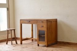 素敵なデザイン!モールガラスアンティーク片袖机