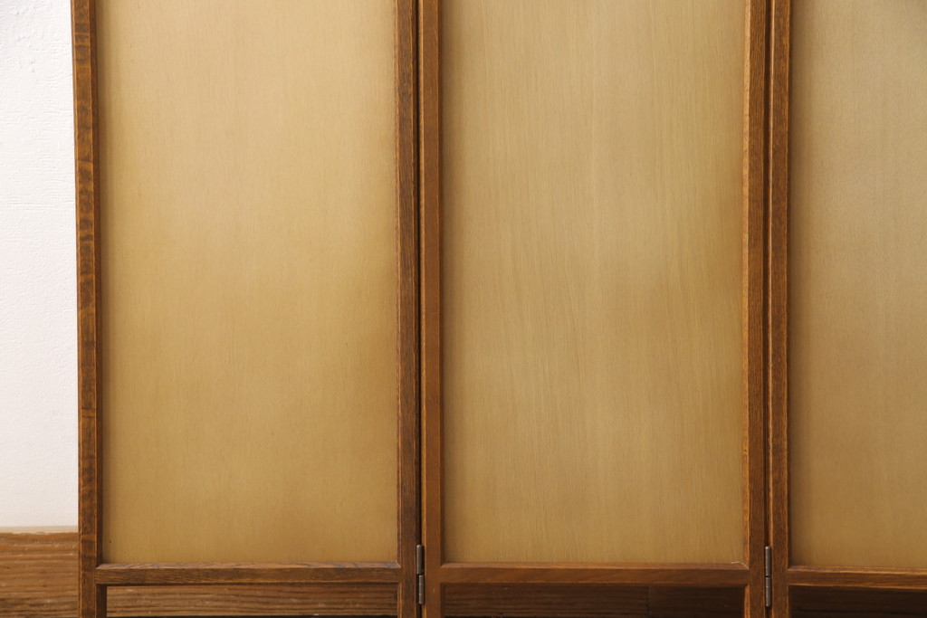 中古　美品　カントリーハウス　秋山木工(職人堅木)　クラシカルな雰囲気漂う4連パーテーション(衝立て、仕切り)(R-054342)