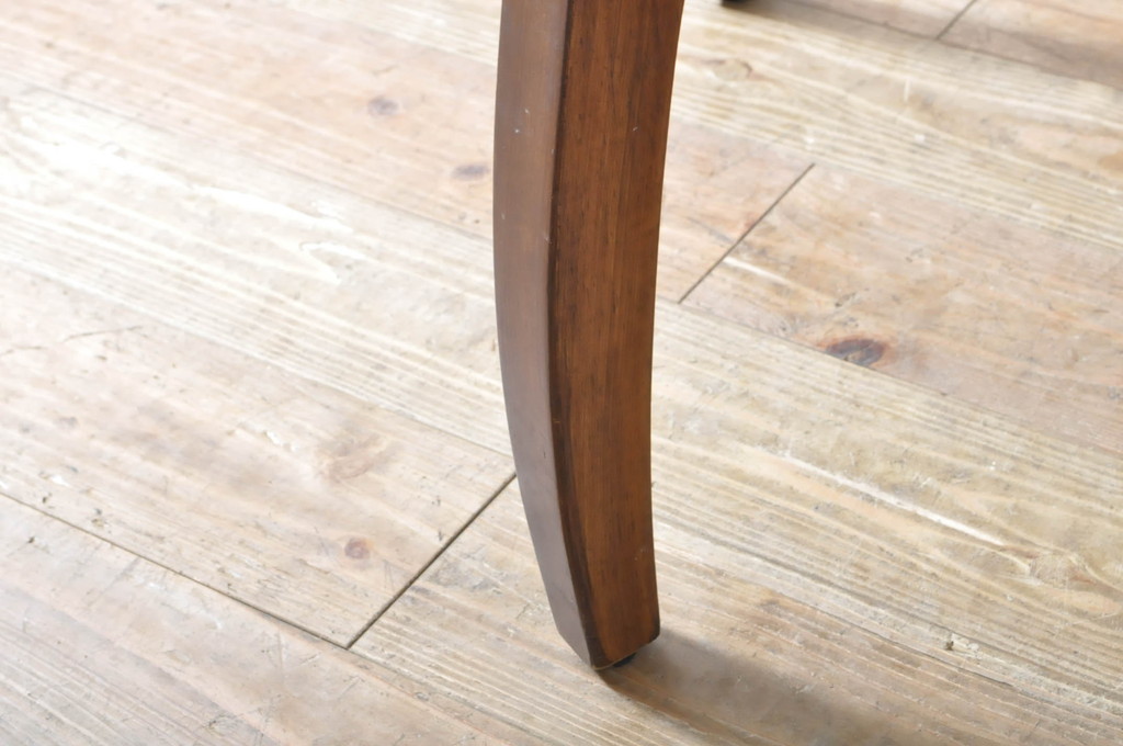 中古　美品　ハロ(HALO)　アスプルンド(ASPLUND)取り扱い　CHESTER CHAIR(チェスターチェア)　柔らかな色合いでインテリアに取り入れやすいチェア2脚セット(ダイニングチェア、椅子、イス)(R-065175)