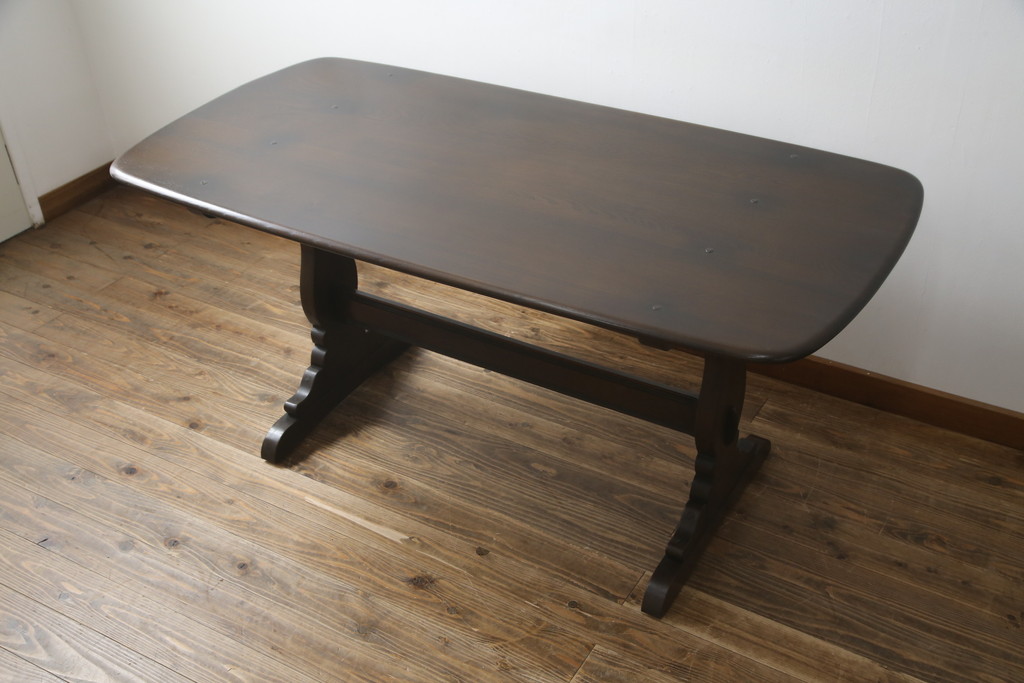 イギリスビンテージ　ERCOL(アーコール)　クラシカルな雰囲気漂うダイニングテーブル(4人掛け、6人掛け、食卓、作業台、ヴィンテージ、英国、北欧)(R-067244)