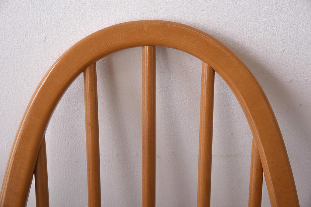 ヴィンテージ家具　イギリスビンテージ　ERCOL(アーコール)　木の温もり溢れるクエーカーチェア(椅子)(2)