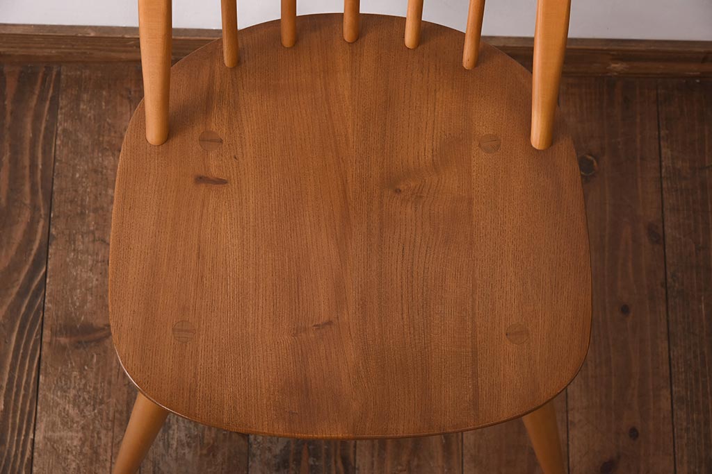 ヴィンテージ家具　イギリスビンテージ　ERCOL(アーコール)　木の温もり溢れるクエーカーチェア(椅子)(2)