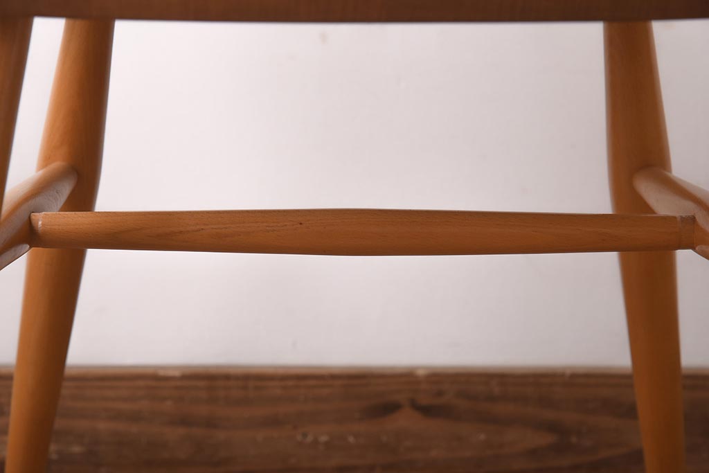 ヴィンテージ家具　イギリスビンテージ　ERCOL(アーコール)　木の温もり溢れるクエーカーチェア(椅子)(2)
