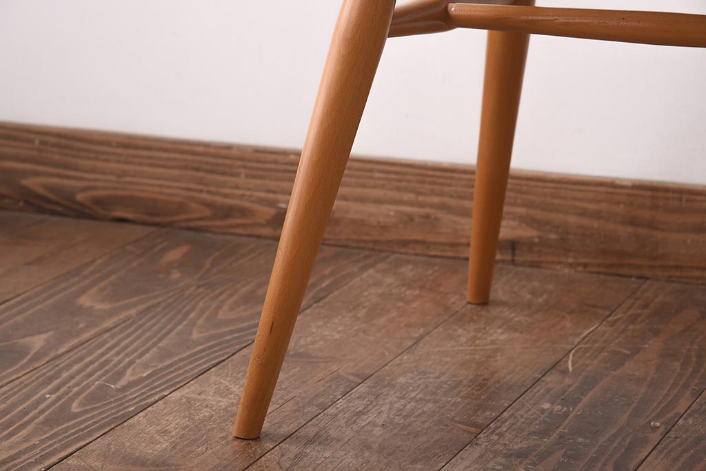 ヴィンテージ家具　イギリスビンテージ　ERCOL(アーコール)　木の温もり溢れるクエーカーチェア(椅子)(2)