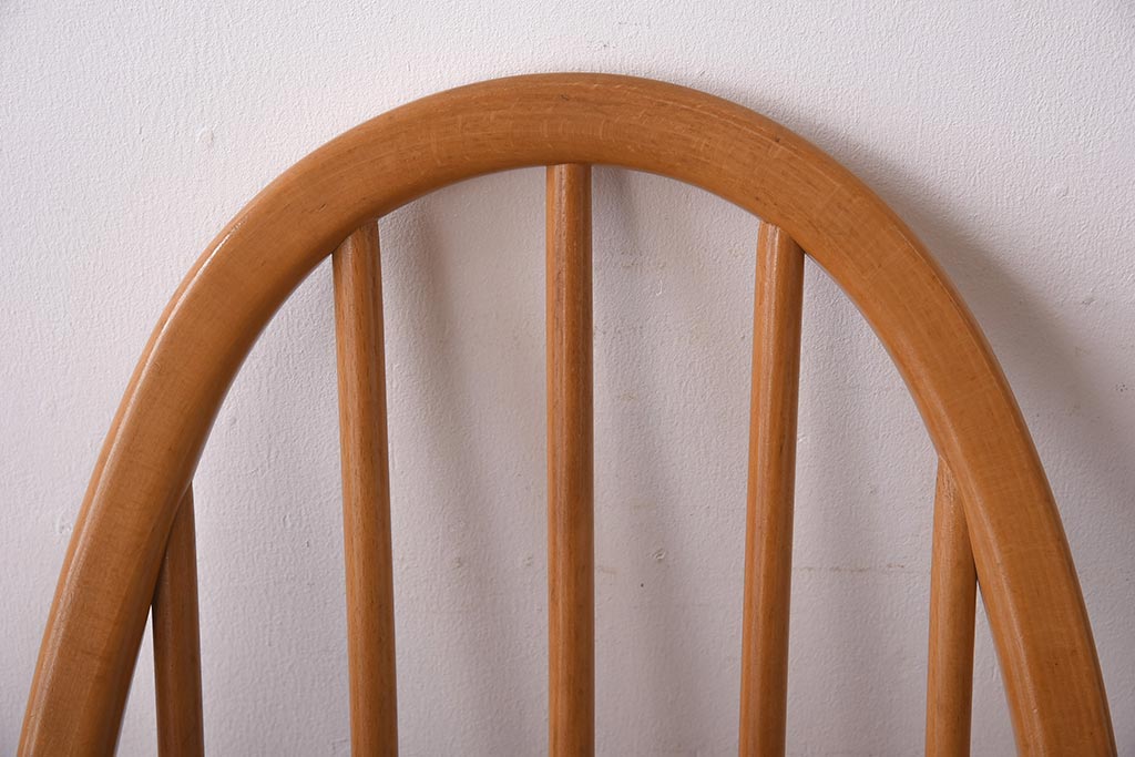 ヴィンテージ家具　イギリスビンテージ　ERCOL(アーコール)　木の温もり溢れるクエーカーチェア(椅子)(3)