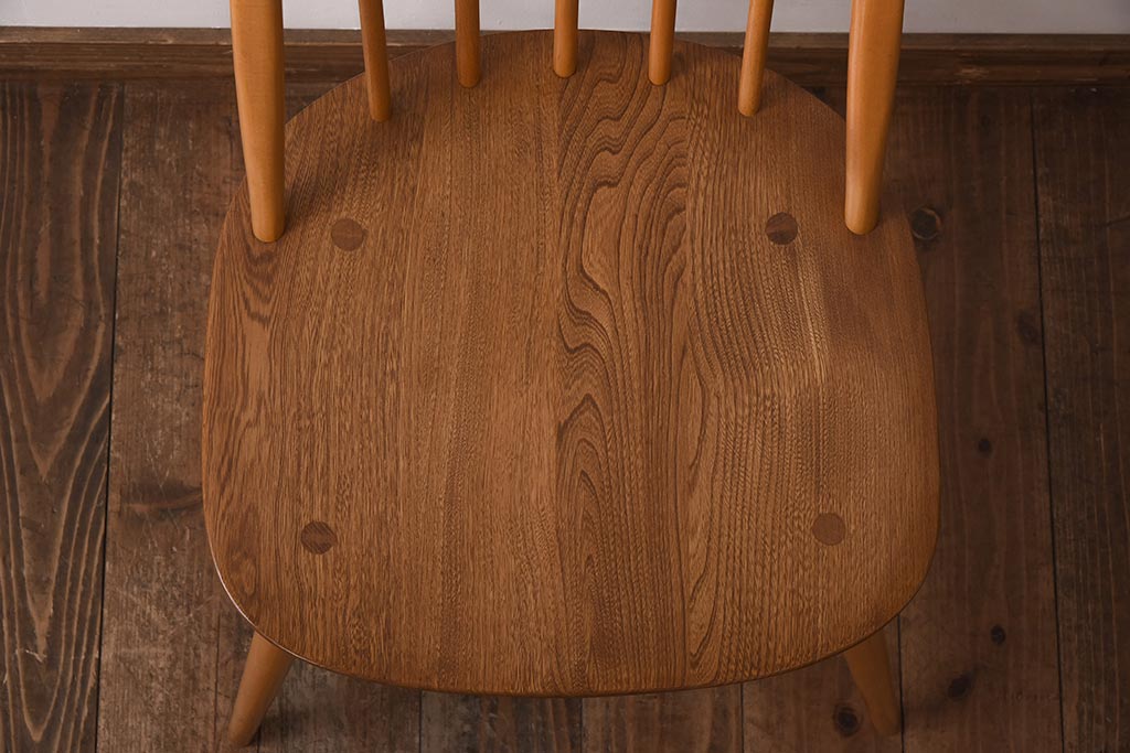 ヴィンテージ家具　イギリスビンテージ　ERCOL(アーコール)　木の温もり溢れるクエーカーチェア(椅子)(3)