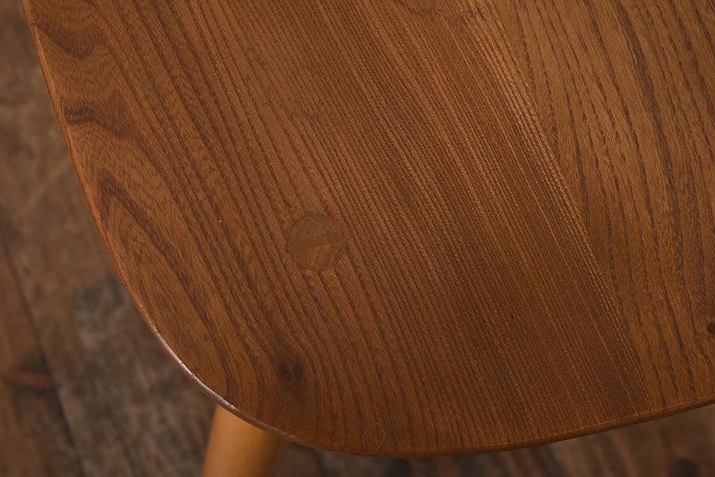 ヴィンテージ家具　イギリスビンテージ　ERCOL(アーコール)　木の温もり溢れるクエーカーチェア(椅子)