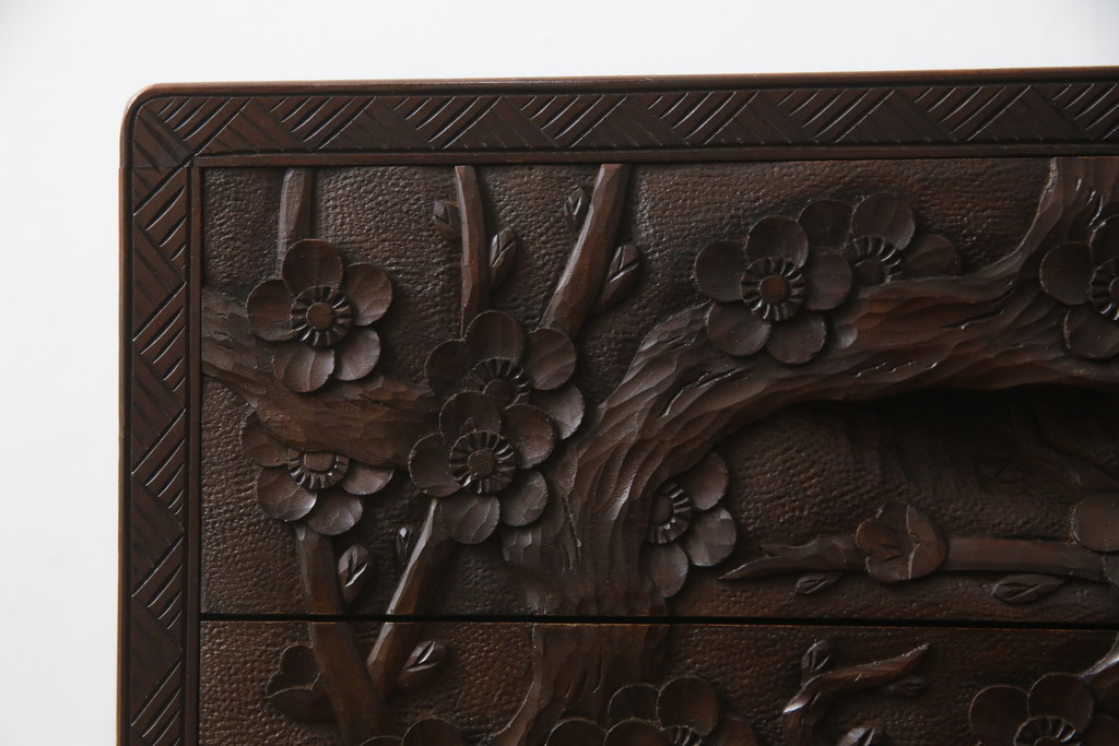 中古　美品　伝統工芸　日光彫り　細部まで施された彫りが美しい小引き出し(卓上収納、小物収納)(R-069061)