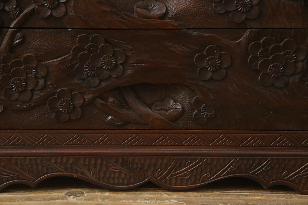 中古　美品　伝統工芸　日光彫り　細部まで施された彫りが美しい小引き出し(卓上収納、小物収納)(R-069061)